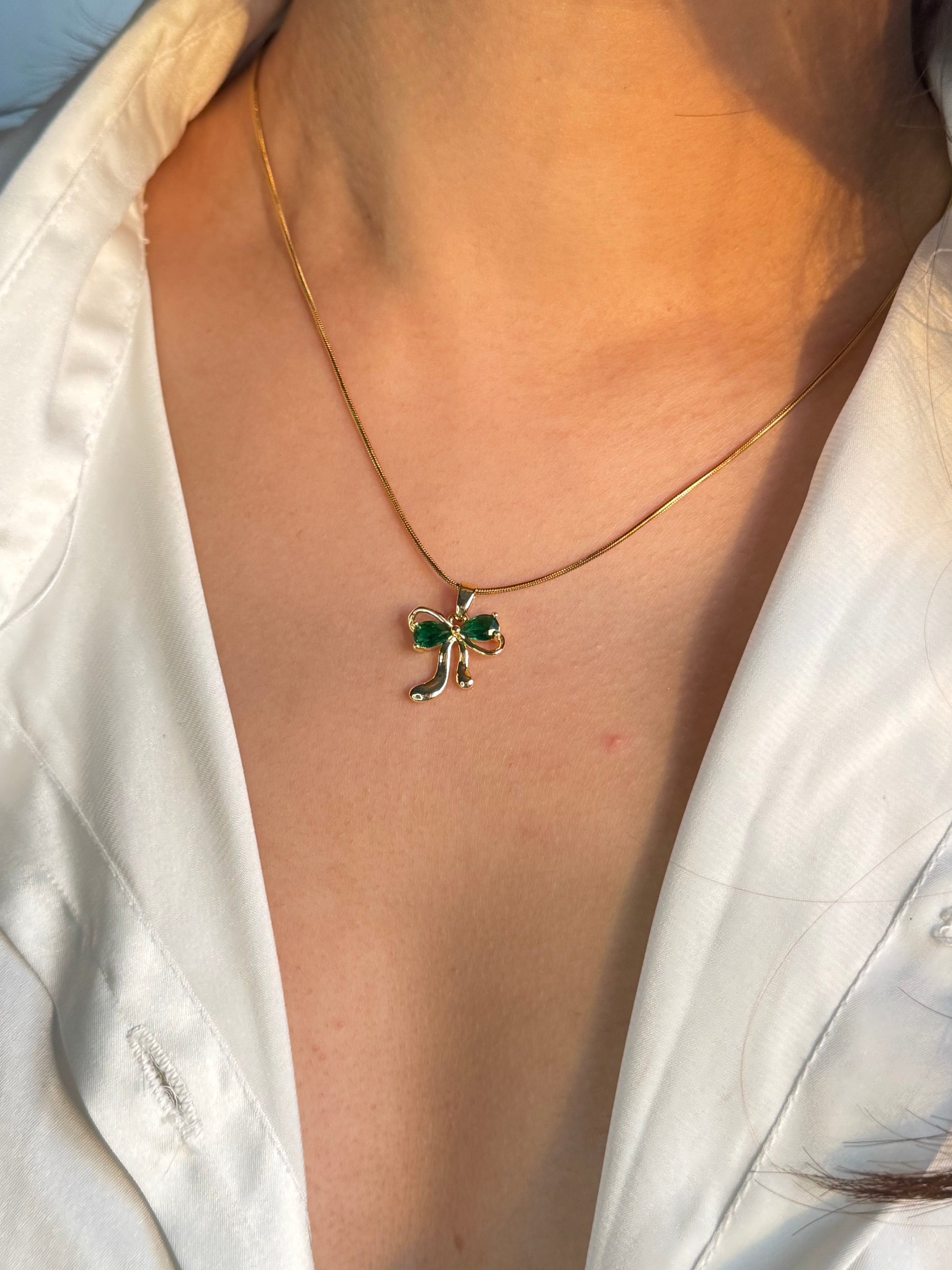 Diamond bow necklace