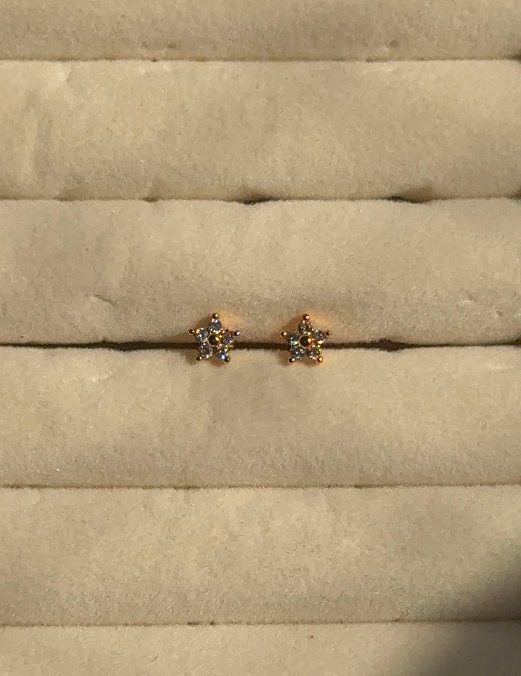 Flower Piercing (Pair)