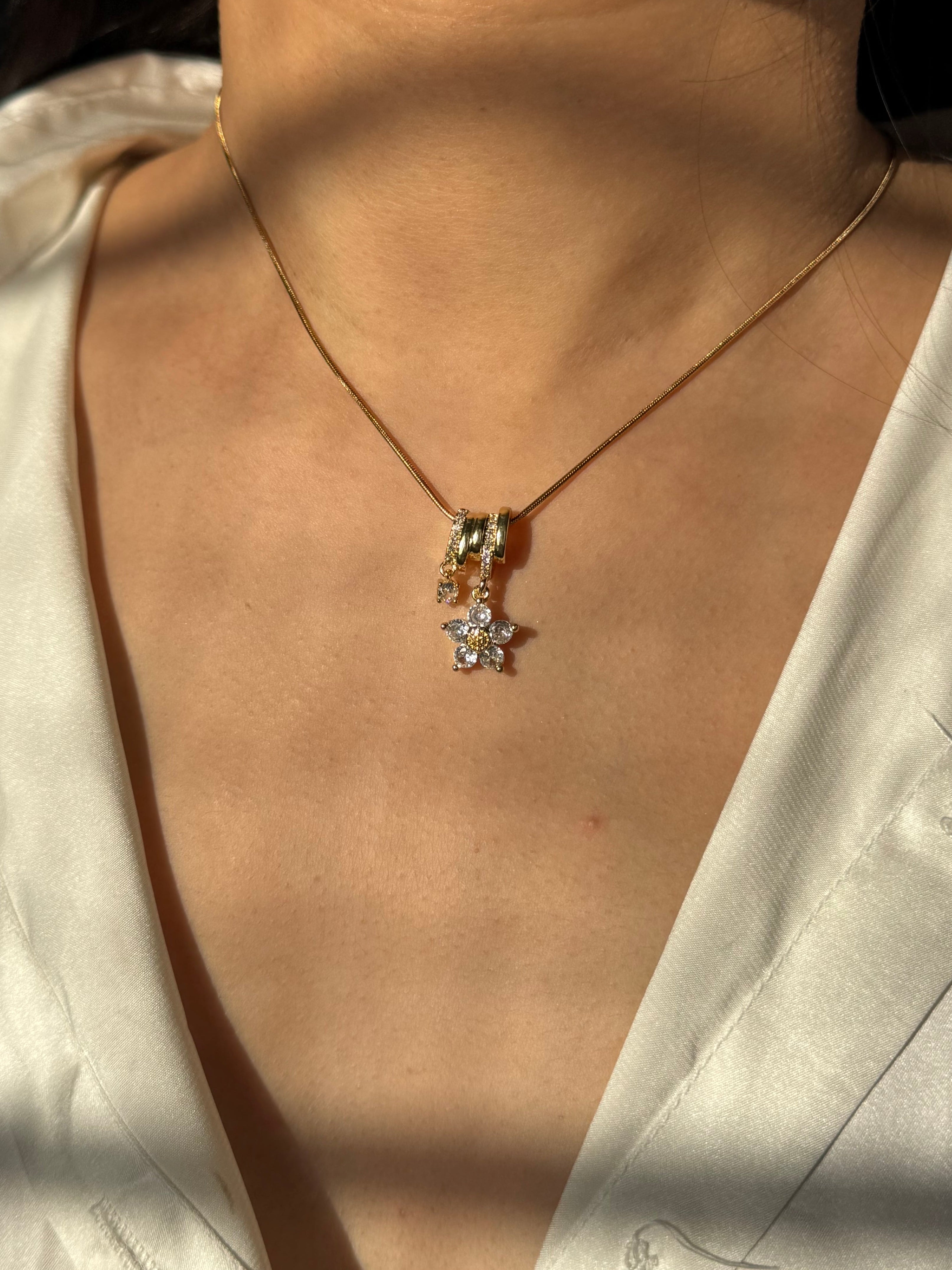 White Flower Diamond Necklace
