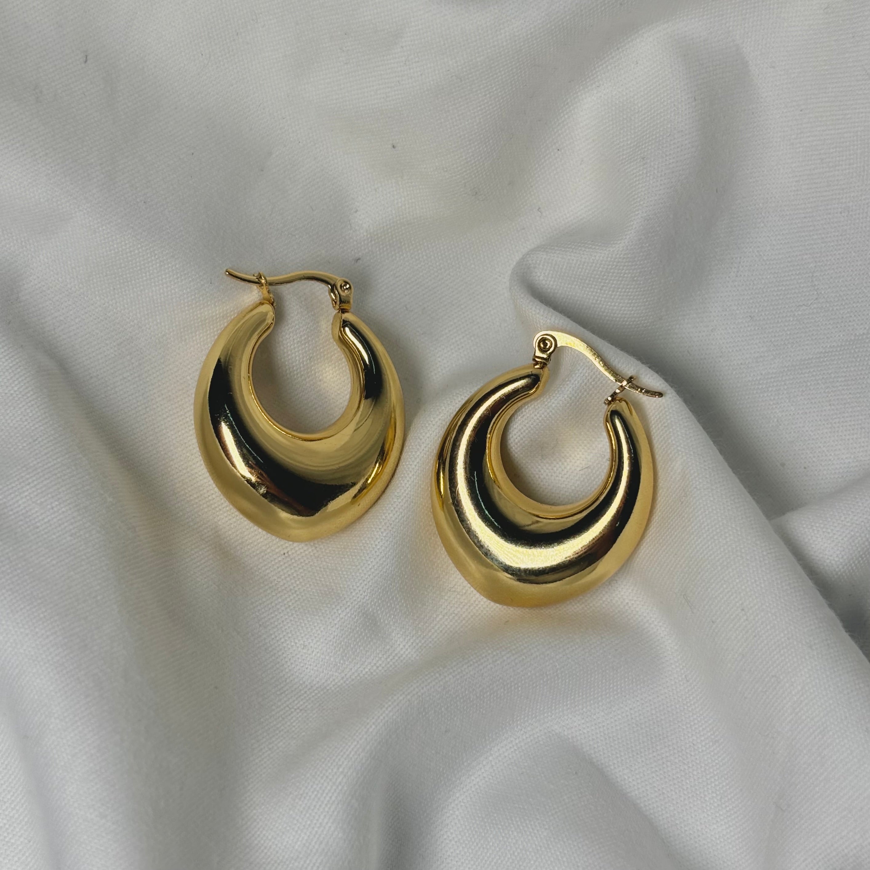 Lunar Hoops