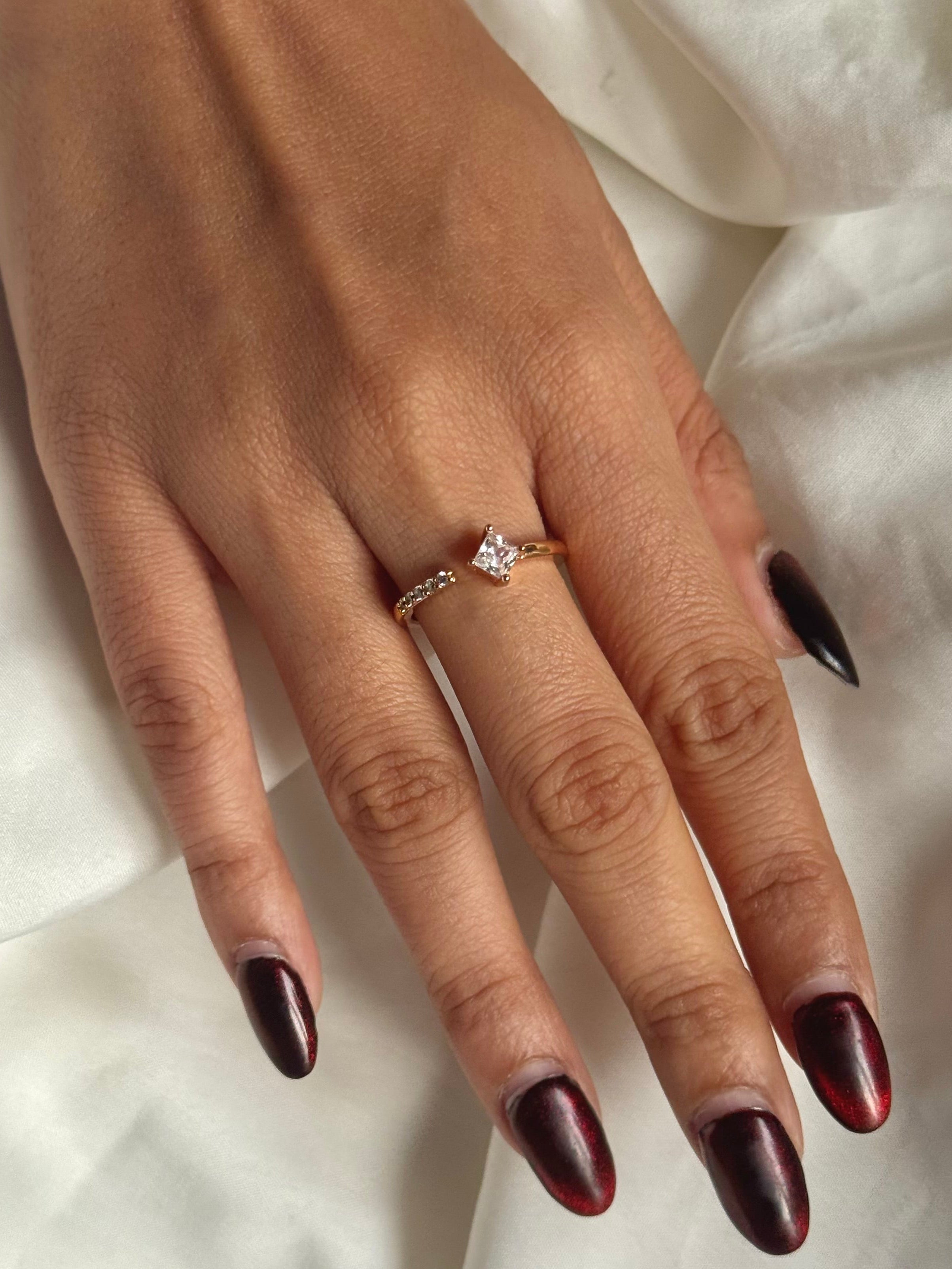 Belly Diamond Ring