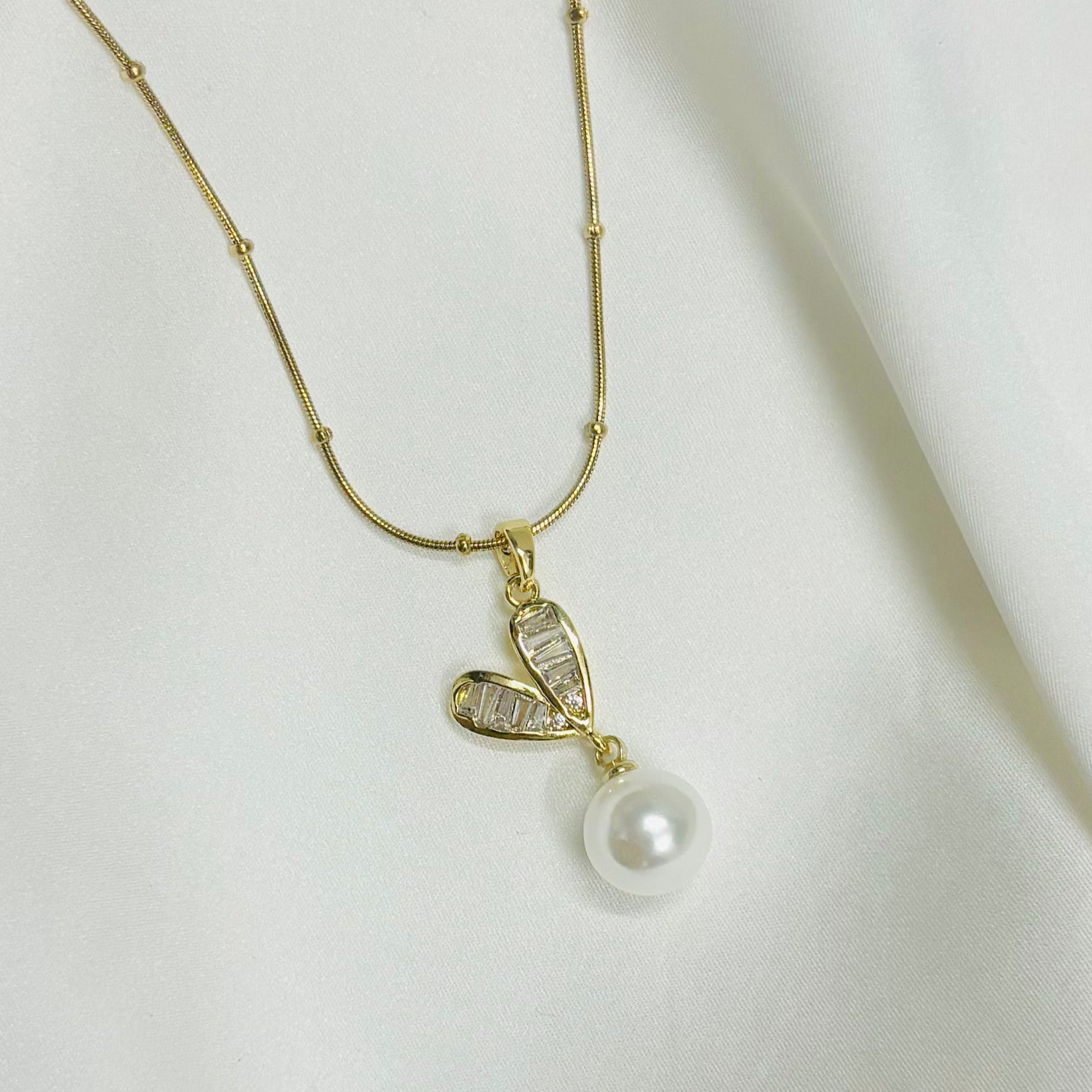 Heart Pearl Necklace