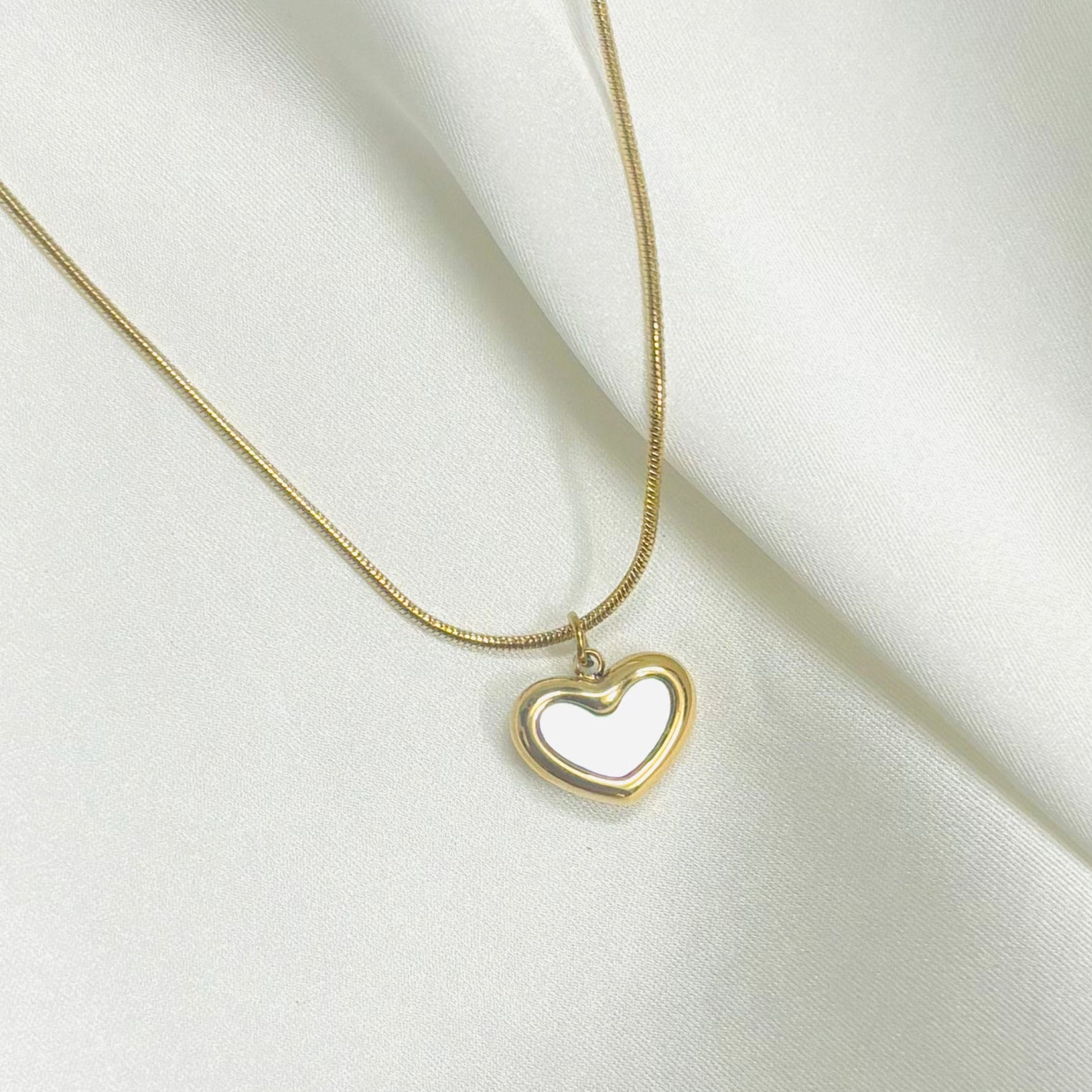 Niva Necklace
