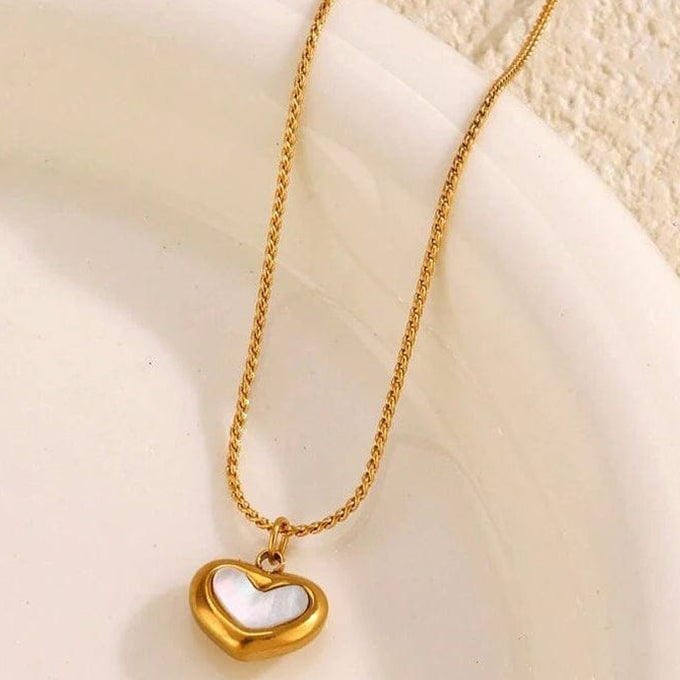 Niva Necklace